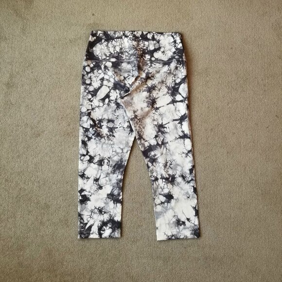 Lululemon Wunder Under Crop Hi-Rise Full-On Luxtreme, size 10 - Picture 7 of 8